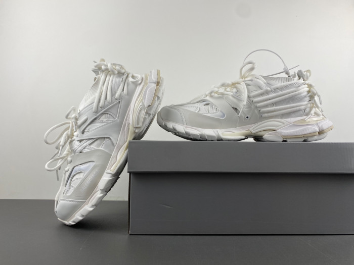 Balenciaga track W3CO1 2000