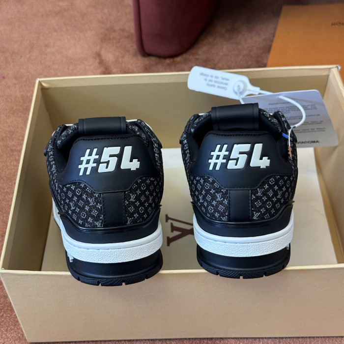 LV snekaers L0000907