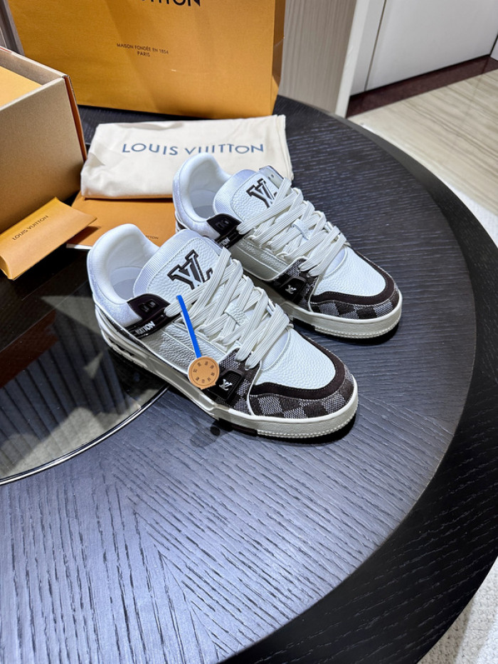 LV snekaers L0000359