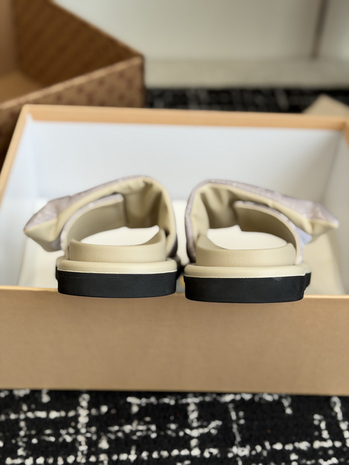 L&V sandal 259