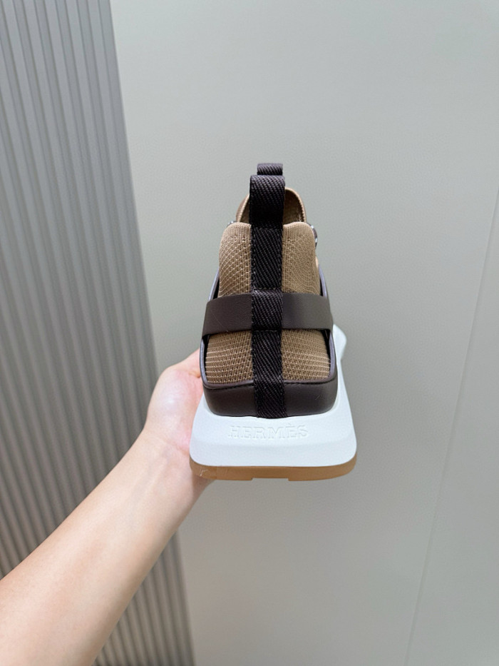H**me5 sneakers HM106