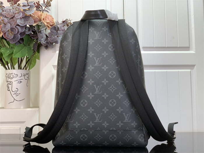 L*V Backpack 10