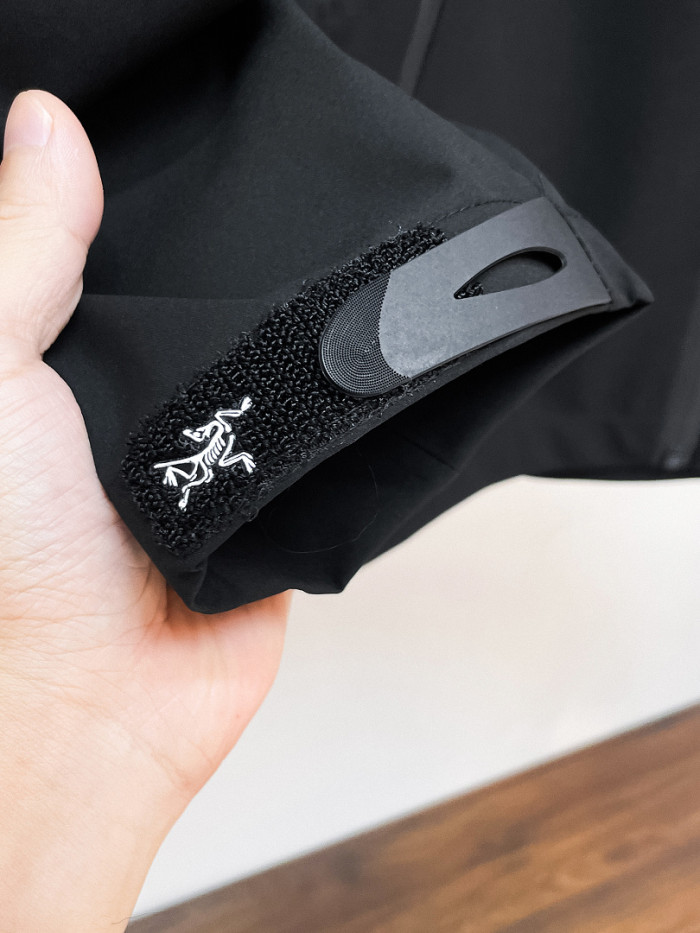ARCTERYX JACKET AX02