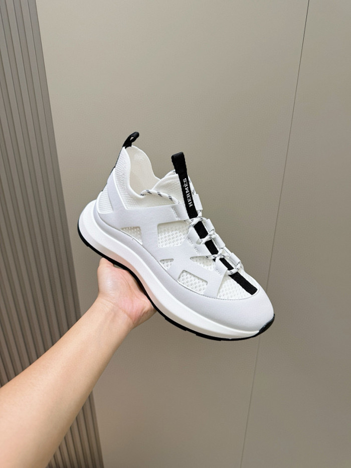 H**me5 sneakers HM109