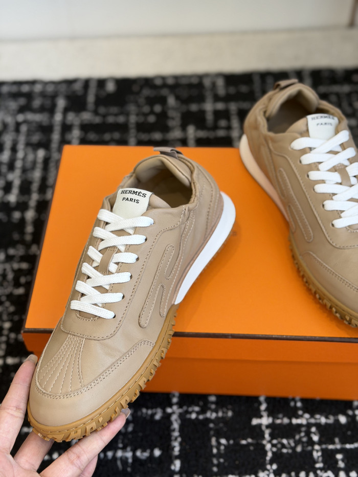 H**me5 sneakers HM115