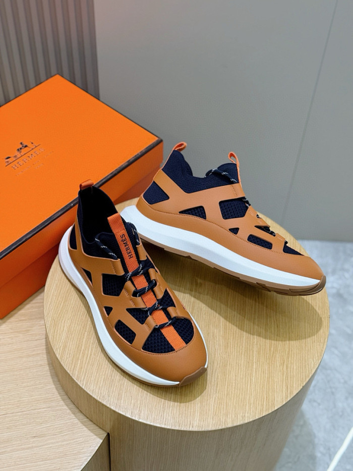 H**me5 sneakers HM107