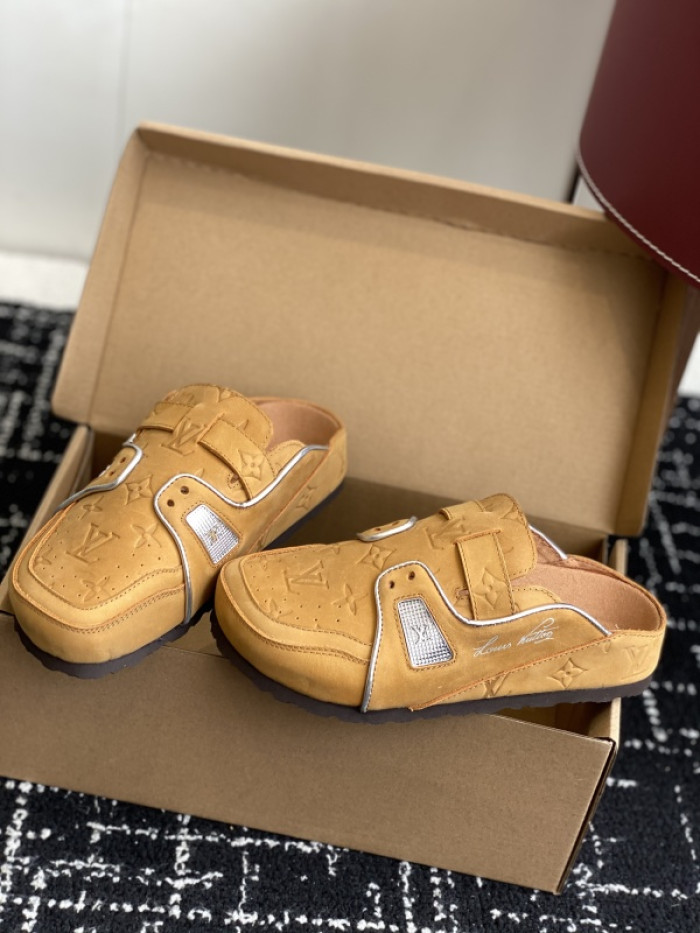 B1RKENSTOCK Sandals BK10