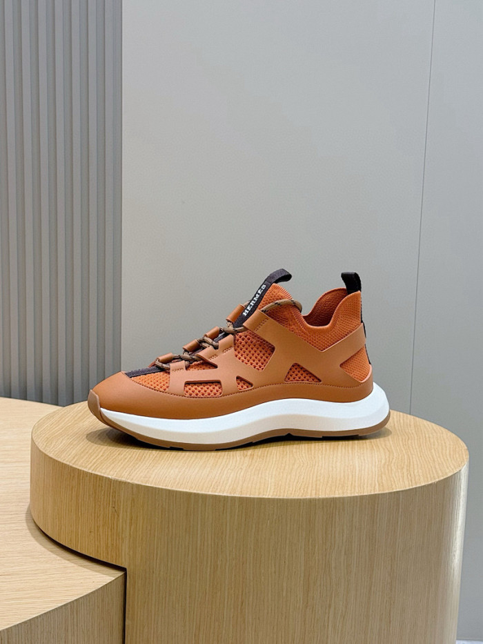 H**me5 sneakers HM105