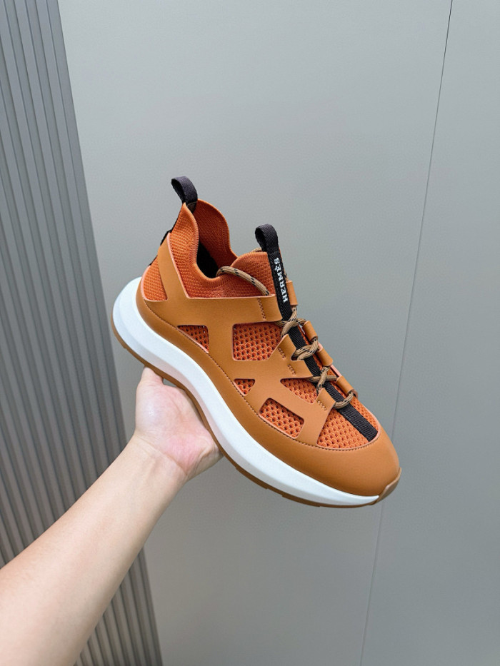 H**me5 sneakers HM105