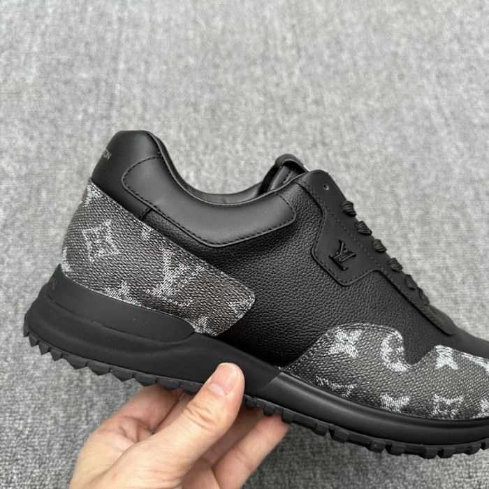 LV snekaers L0000512