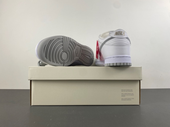 Nike SB Dunk Low 94 White Metallic Silver HQ8487-100