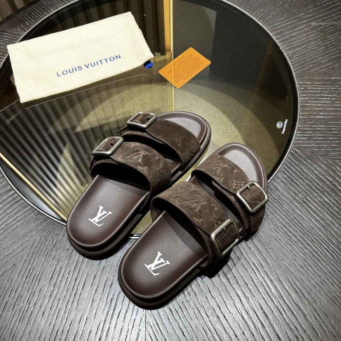 L&V sandal 221