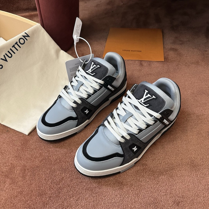 LV snekaers L0000900