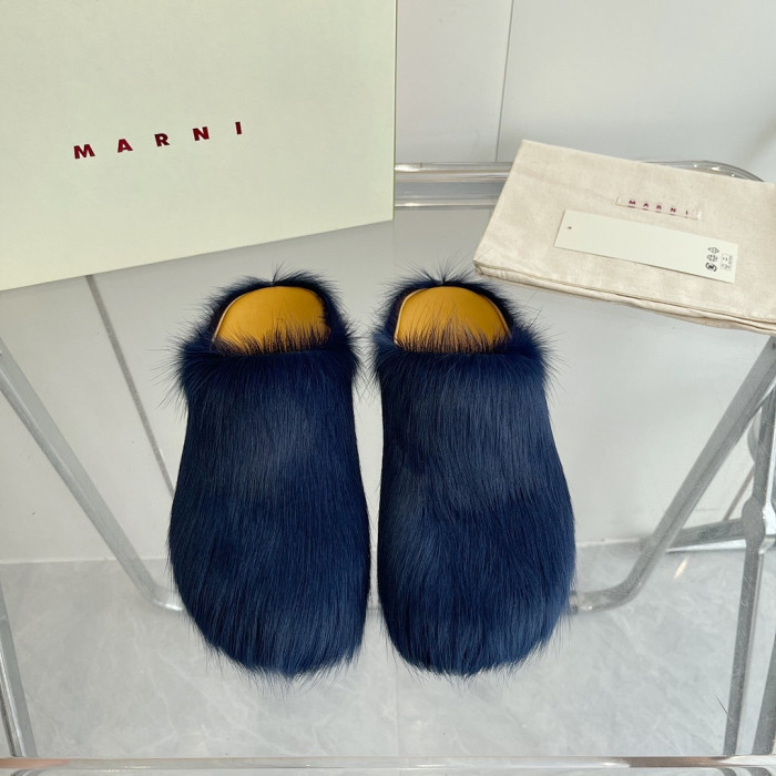 Marni Slides M011
