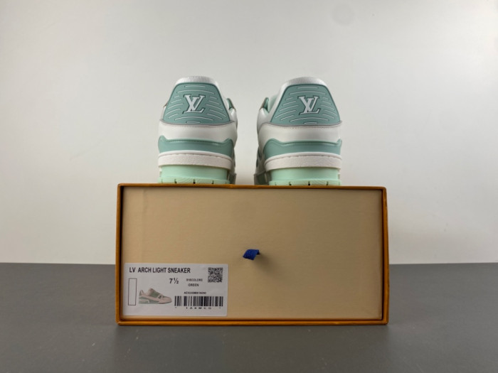 LV snekaers L0000663