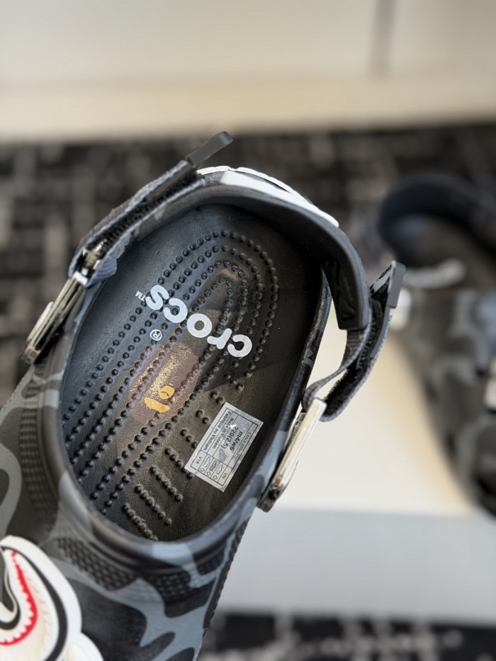 BAPE × Cr0c5 Camo black BC02
