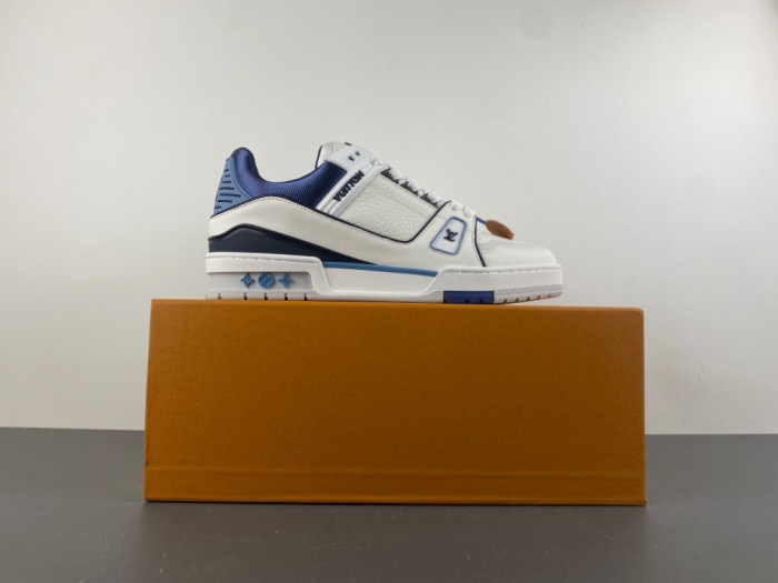 LV snekaers L0000722