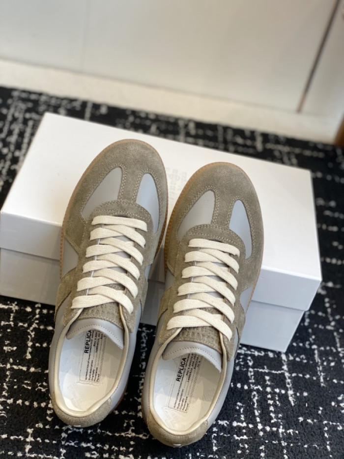 Ma1s0n Marg*e1a CALFSKIN S57WS0342
