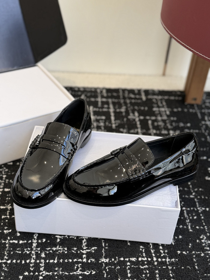 Y51 loafers YS037