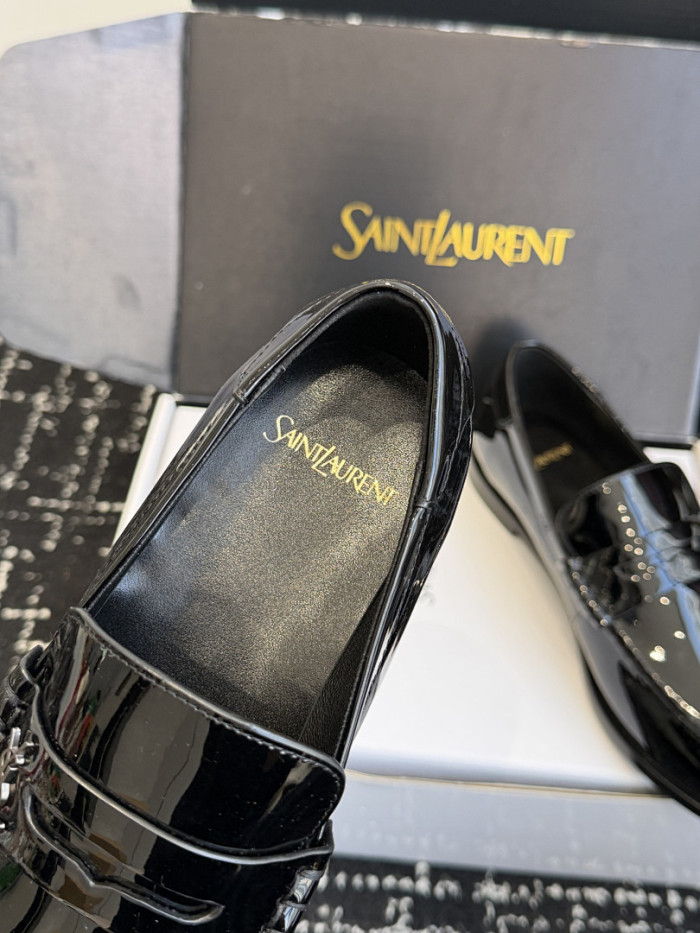 Y51 loafers YS037
