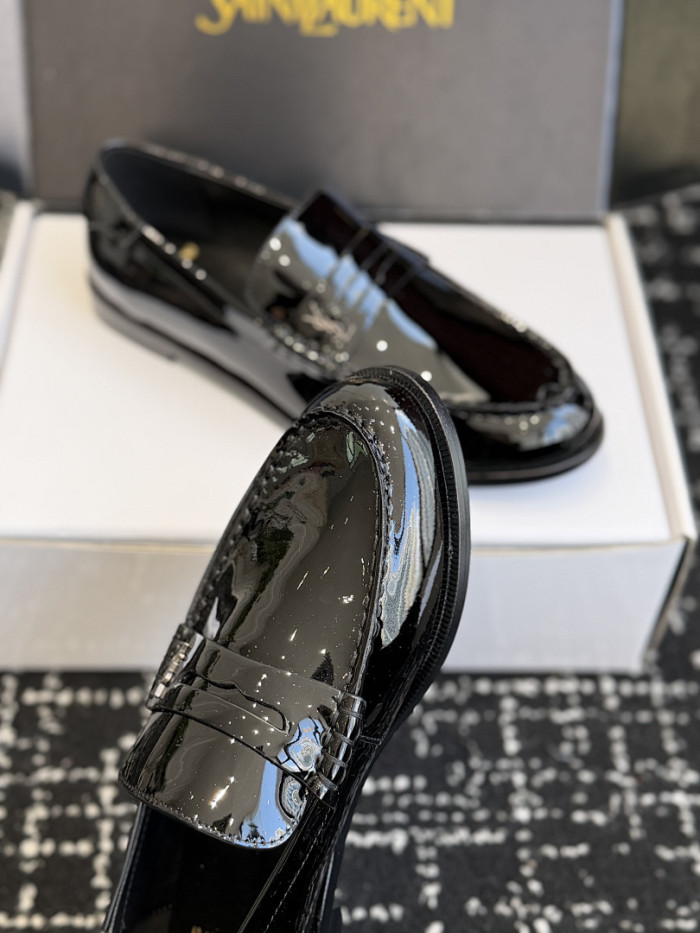 Y51 loafers YS037