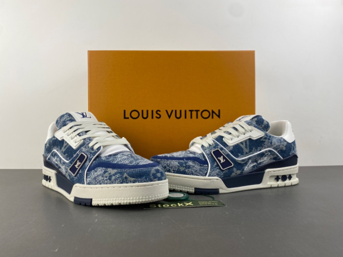 LV snekaers L0000723