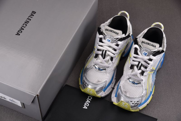 Balenciaga Runner sneaker W3RMU 9074