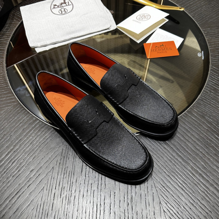 Hermes loafers HM056