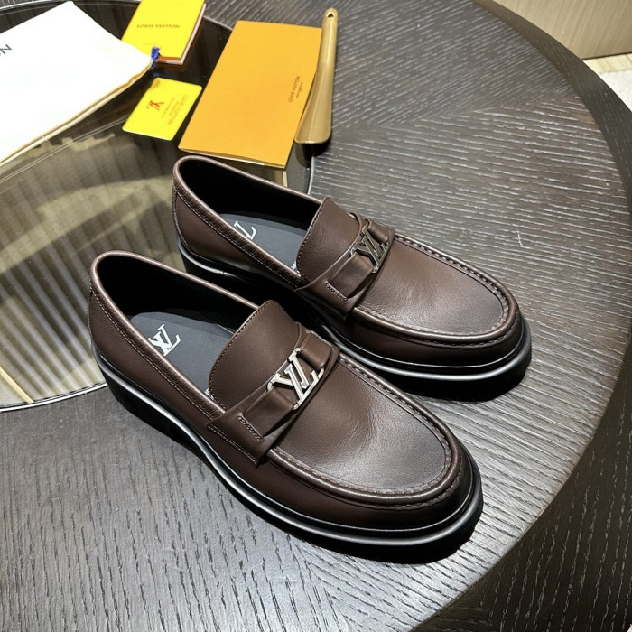 LV LOAFERS L0000746
