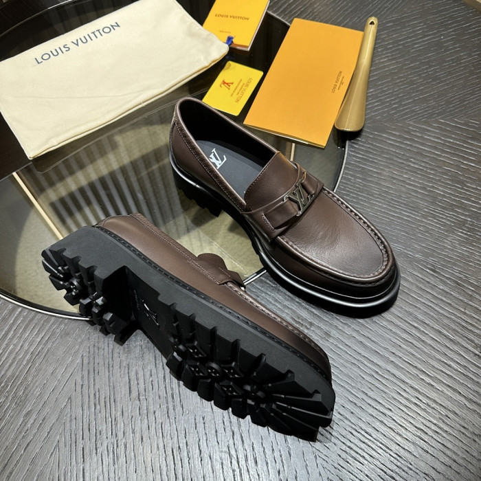 LV LOAFERS L0000746