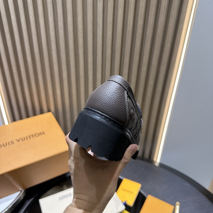 LV LOAFERS L0000750