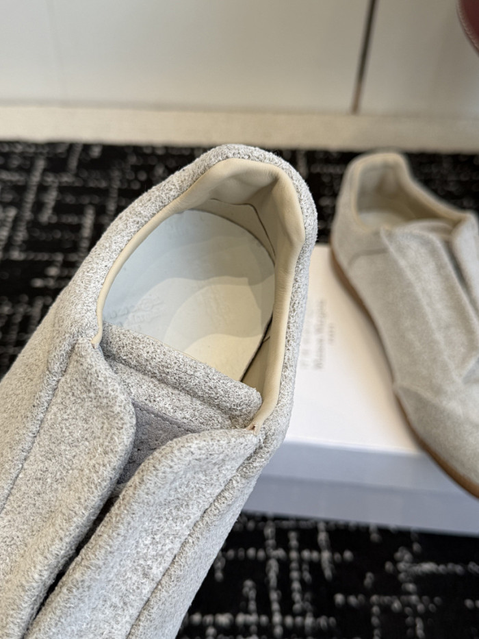 Ma1s0n Marg*e1a CALFSKIN S57WS0362