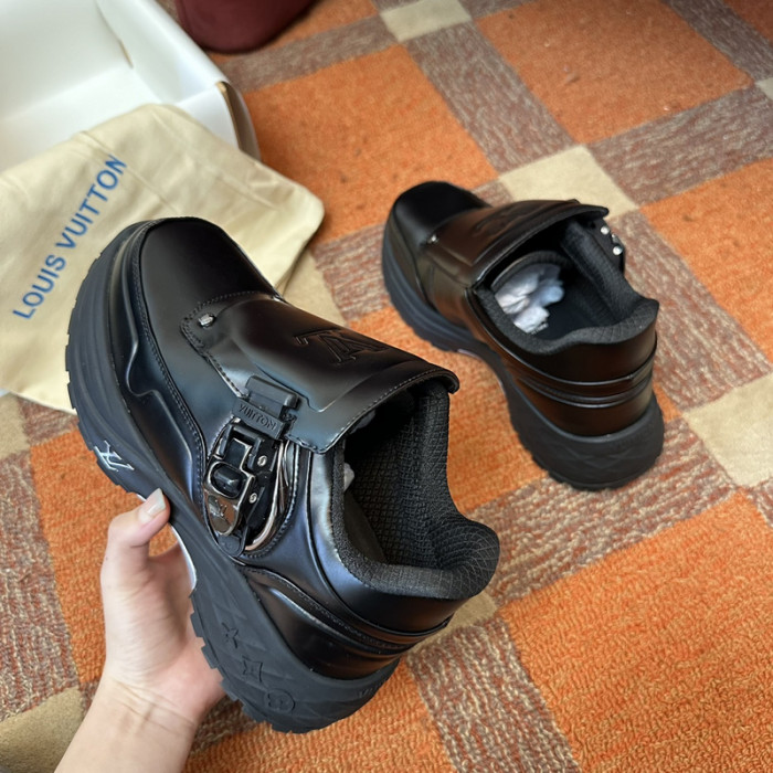 LV snekaers L0000426