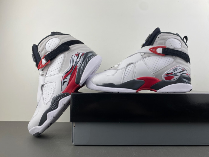 Air Jordan 8 Retro Bugs Bunny 2025 305381-100