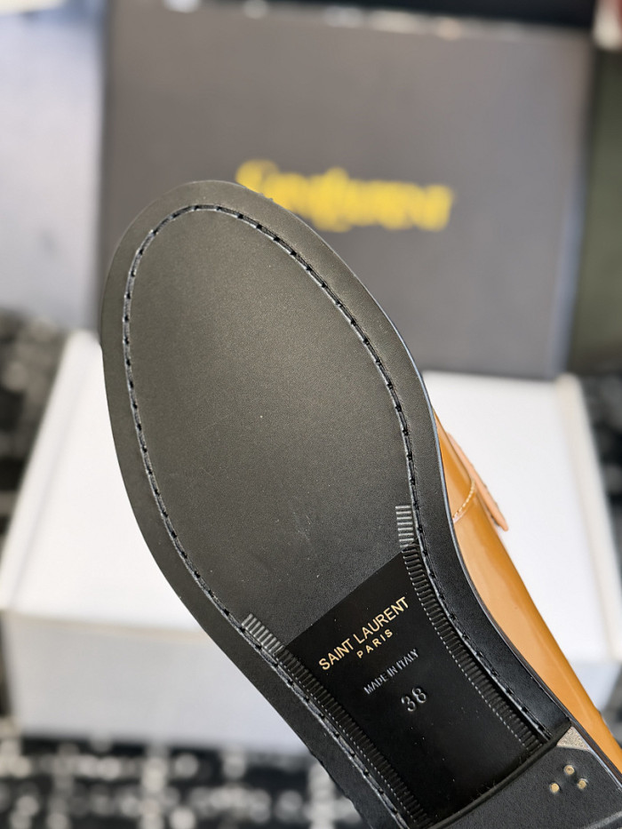 Y51 loafers YS039