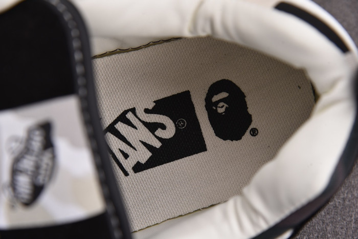 Vans x Bape Knu Skool VN000TD581