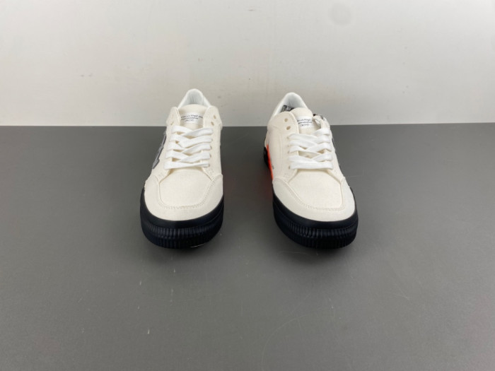 OFF-W c/o Virgil Abloh Vulc Low 2A7WTW
