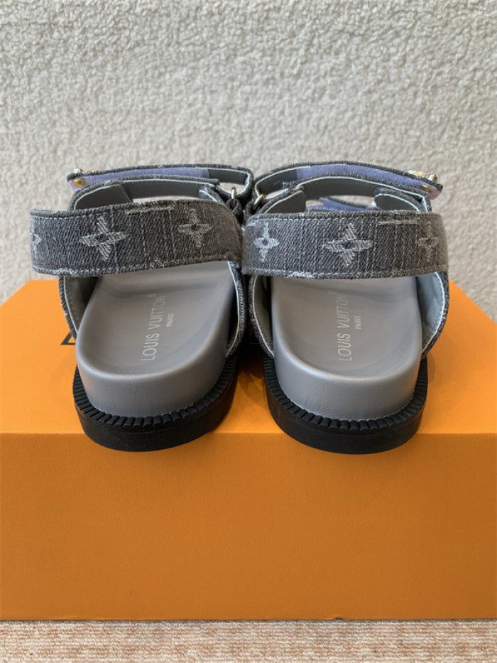L&V sandal 202